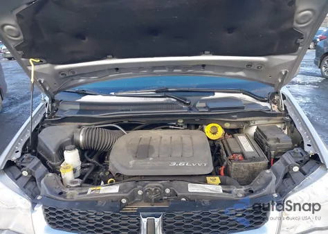 2017 Dodge Grand Caravan Sxt from USA, damaged, VIN 2C4RDGCG3HR672326